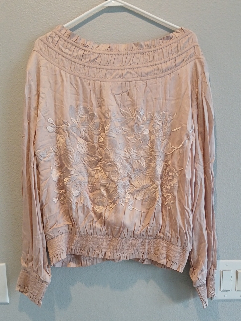 Nwt lovestitch Small Blush Pink Embroidered Elastic Boho Jacket